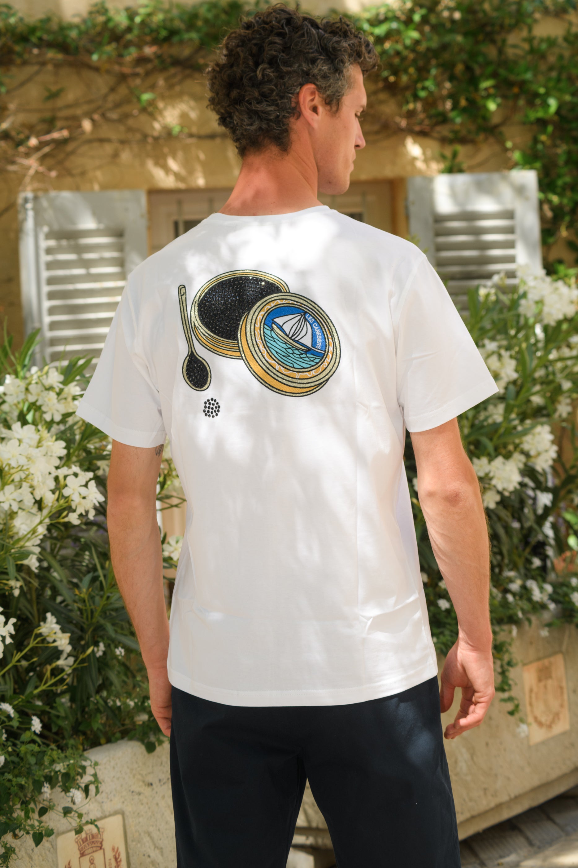 T-shirt caviar